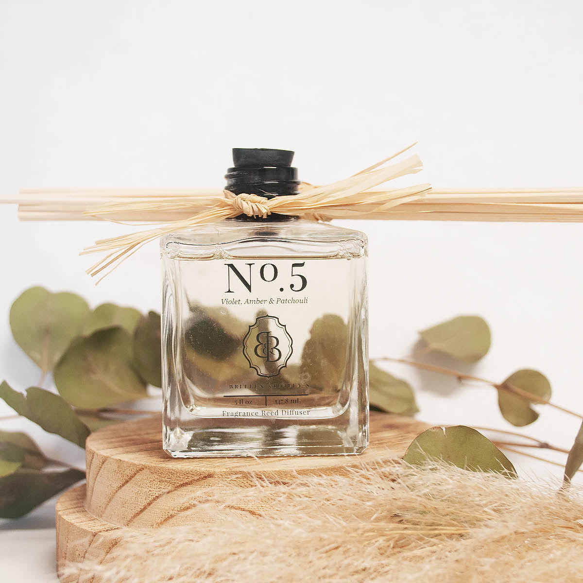 No 5 Violet, Amber & Patchouli, Reed Diffuser – Britten & Bailey's